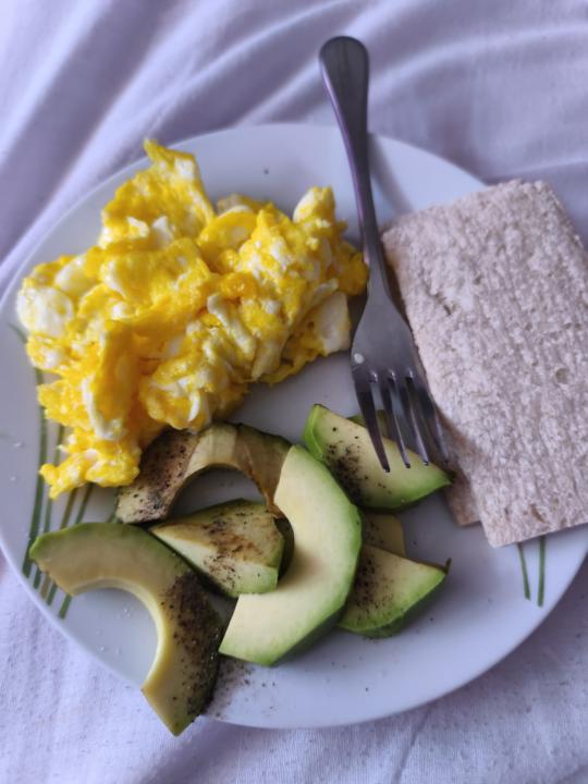 Vamos a por el martes. Desayuno y comida 