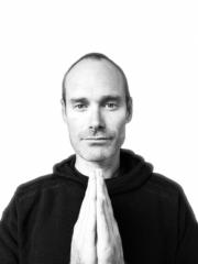 Aram Armstrong
