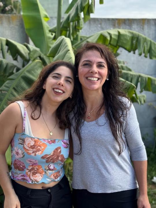 Florencia y Veronica Cabrera