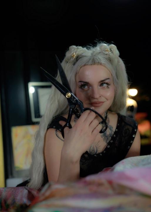Vlada Strange