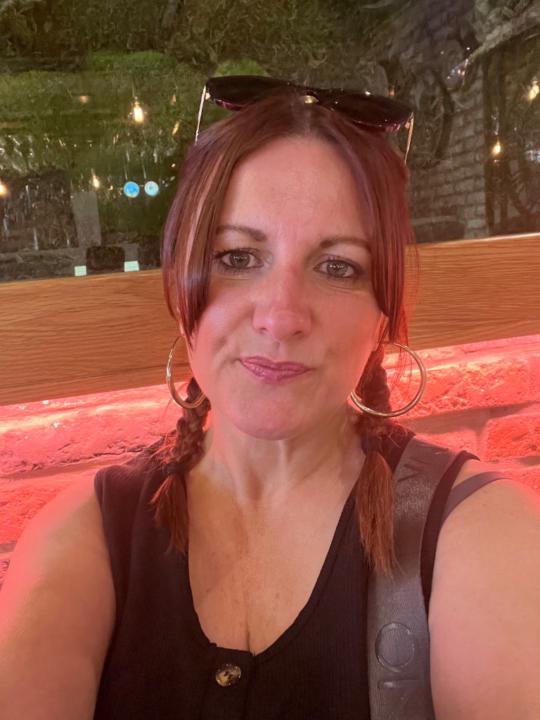 Leanne Oates
