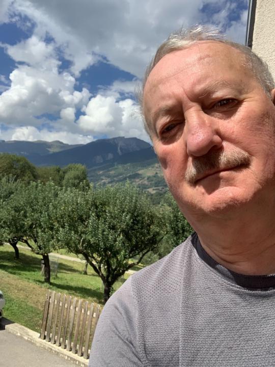 Gelloz Gelloz
