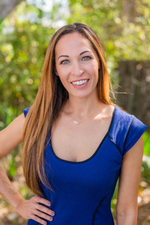 Cenia Hyatt