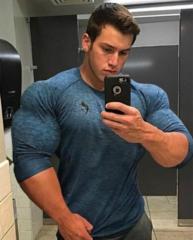 Andrew Moxy