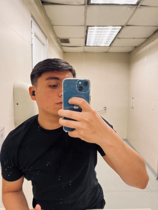 Luis Angel Flores Carmona