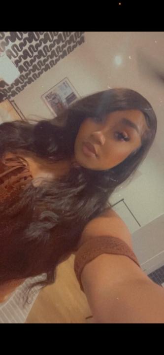 Alexus W