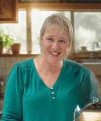 Christine Sneeringer