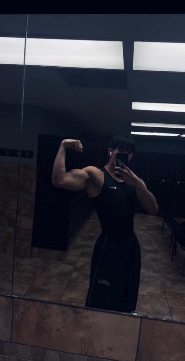 Daniel Lee