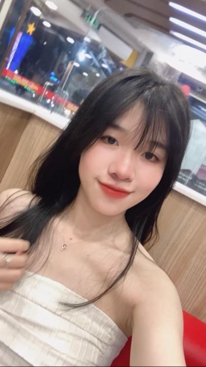 Yến Hoàng