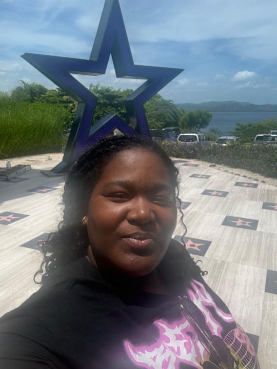 Yazmin White