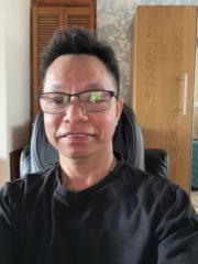 Robert Hoang