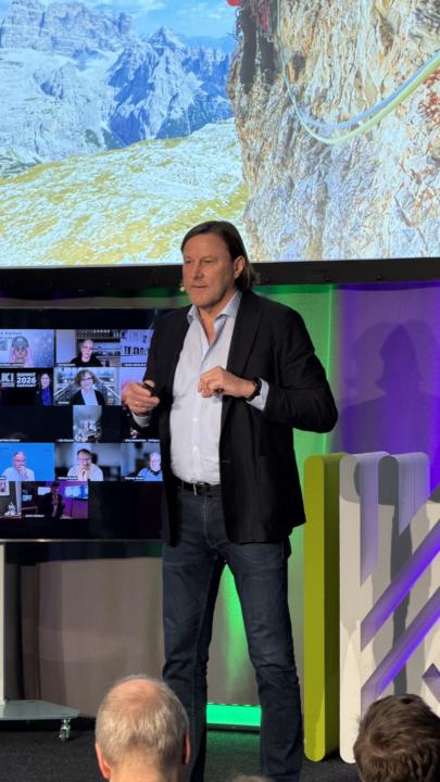 [KI-Summit] Die Mensch-Maschine-Seilschaft – Rainer Petek