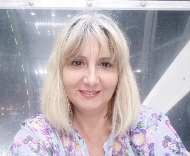 Erhan Mirela