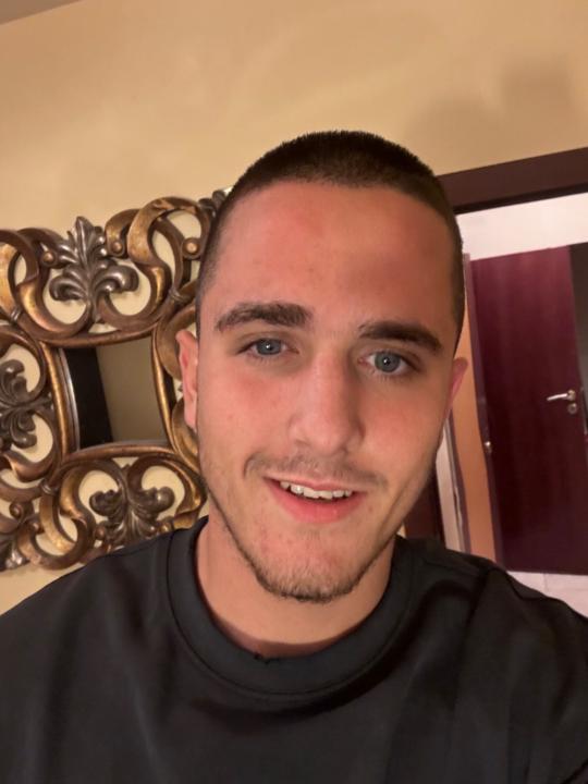 Велизар Гямукис