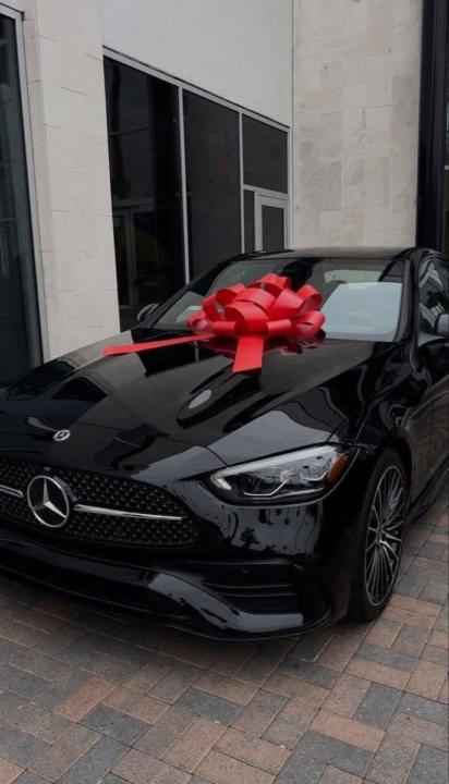 Who wants to get approved for a new mercedes? 🔌👀