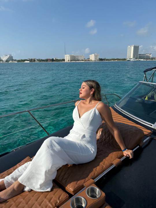 Avril Sahyli Castañeda Vázquez