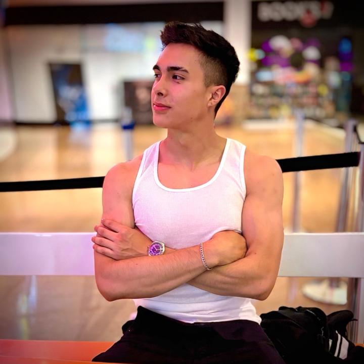Adrián Chacón