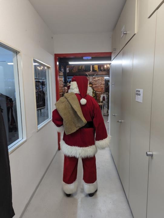 Hans Spring ins Feld