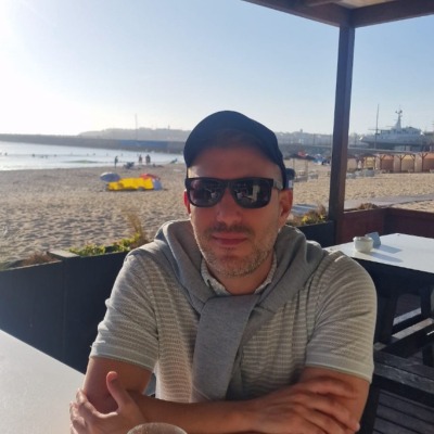 Ronny Correia