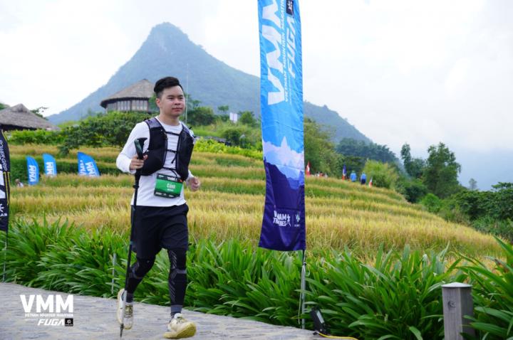 Canh Do Van