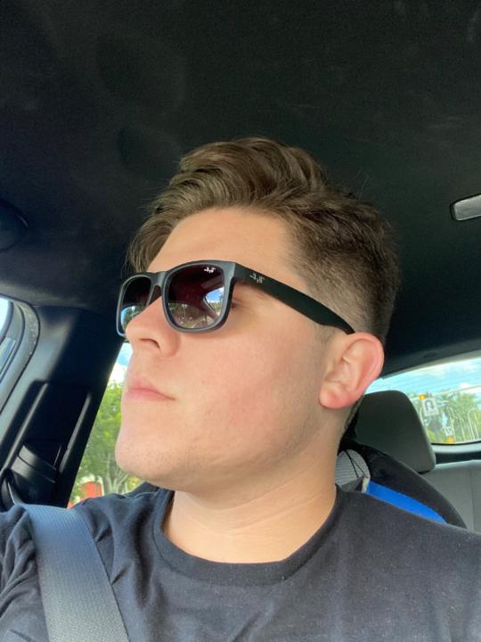 Daniel Colmenares