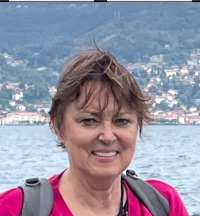 Elis Salátová