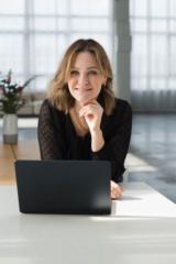 Laura Herrmann
