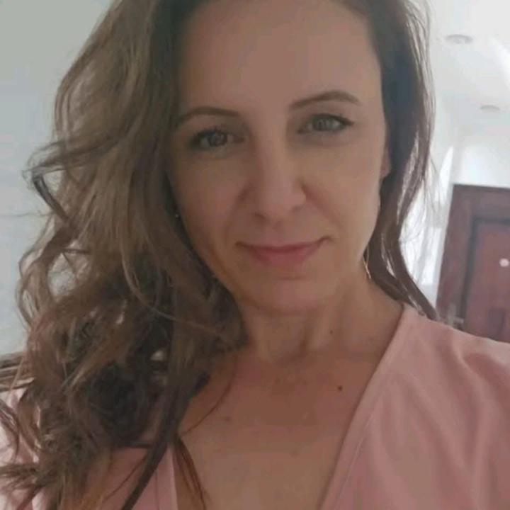 Ana-Maria Simion