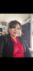 Adela Leon