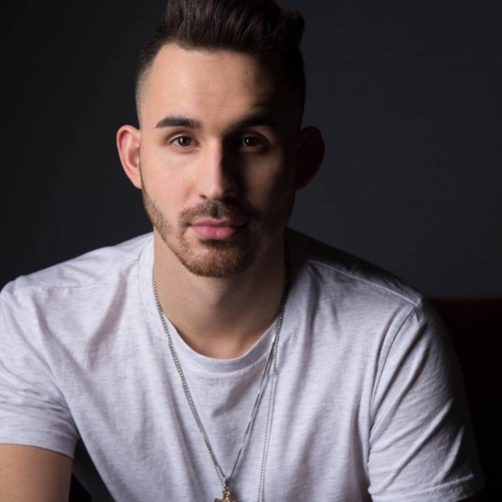 Chris Chavez