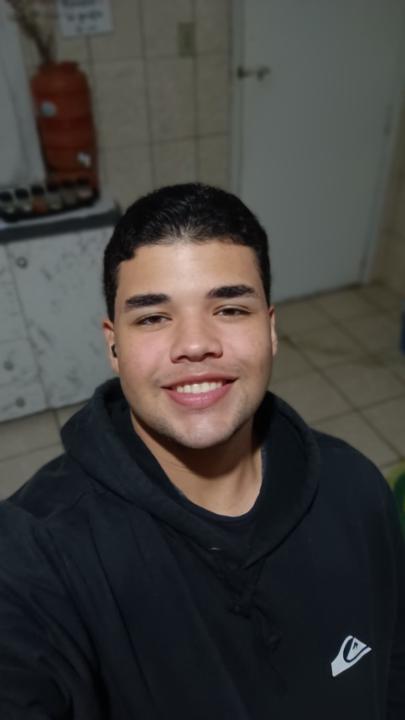 Orlando Neves