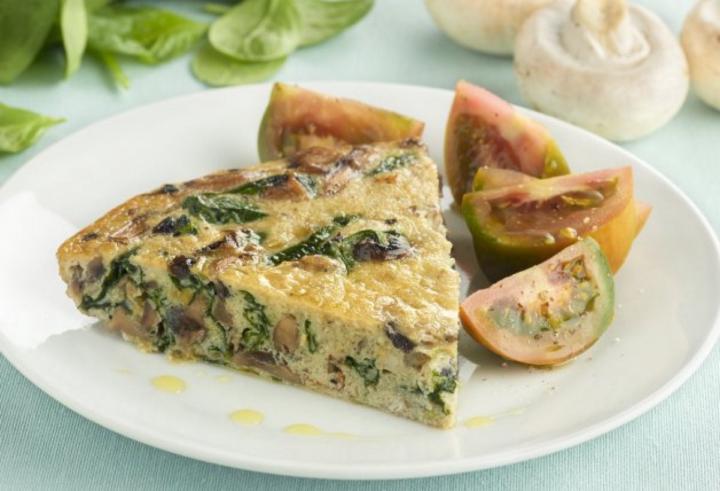 Tortilla de espinacas y champiñones