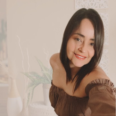 Vanessa Holguin