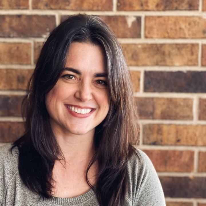 Holly Czimskey