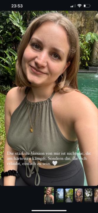 Sandra Neuhauser