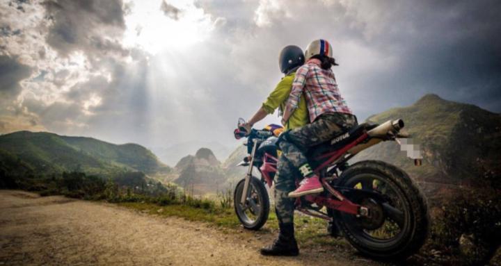 Phượt Xuyên Việt