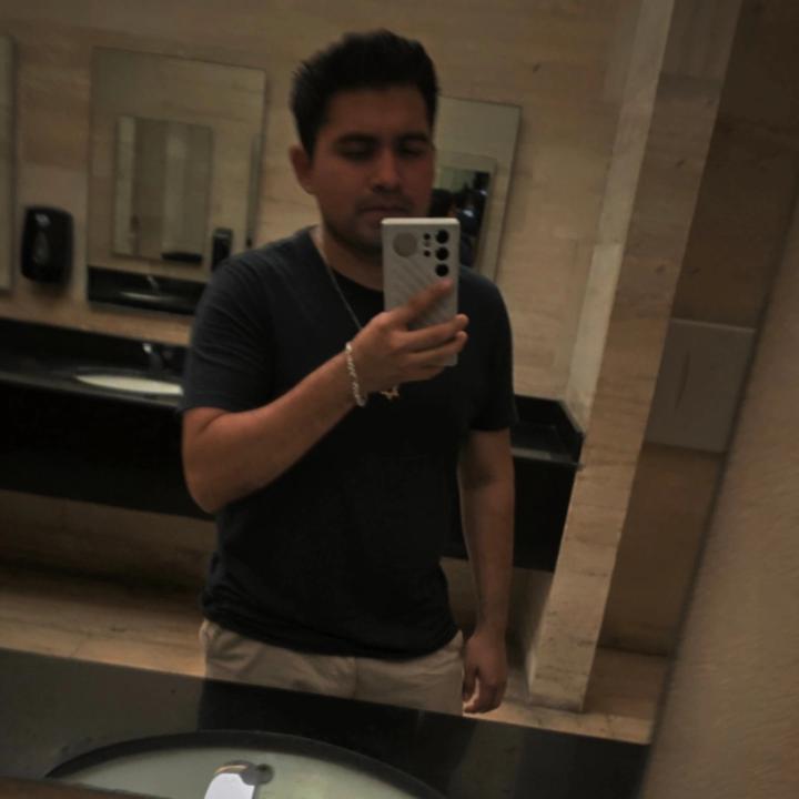 Mike Santos