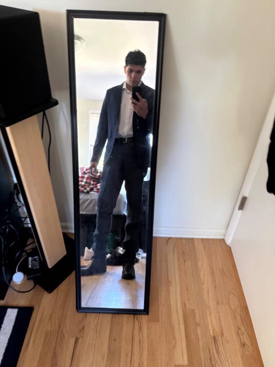 Alex Leon
