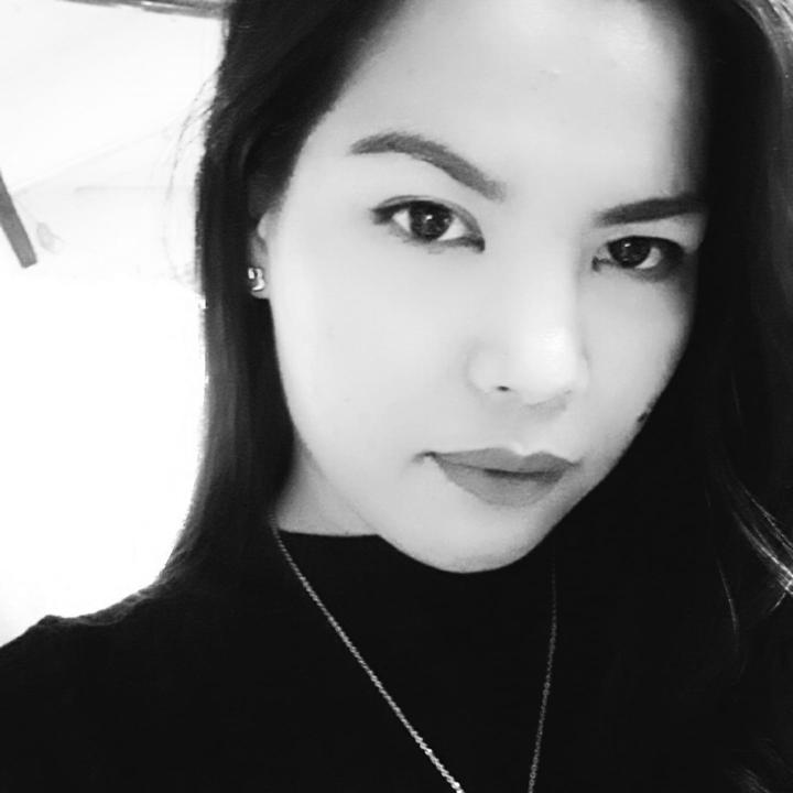 Lhui B.