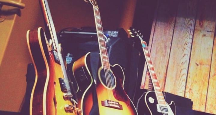 Ryan Navales Guitar