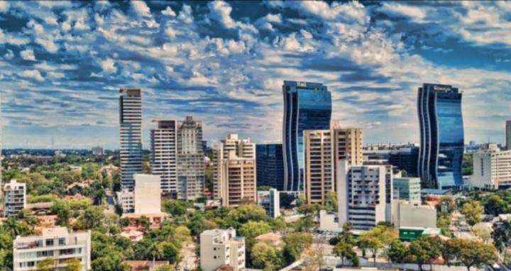 Paraguay Living & Business