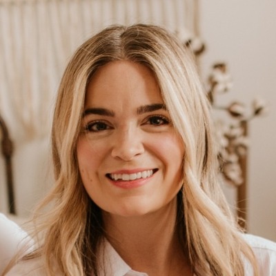 Holly Sparks
