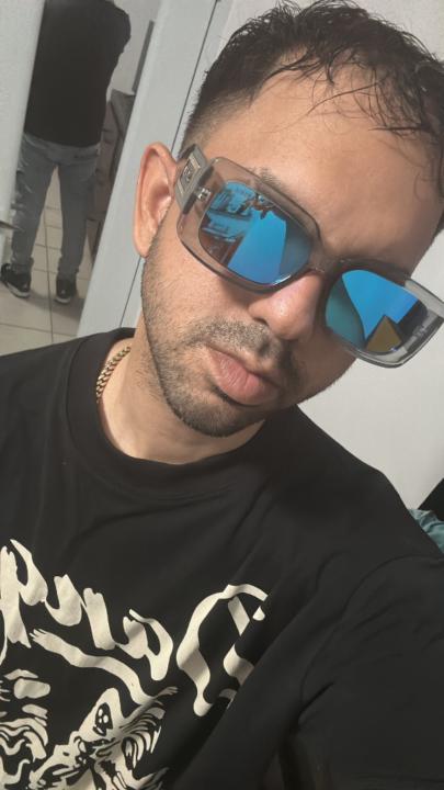 Carlos Ortiz