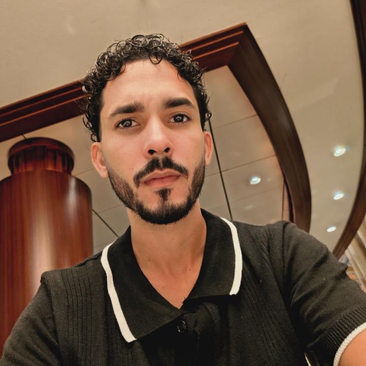 Luis Cruz