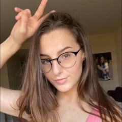 Ellie Davies