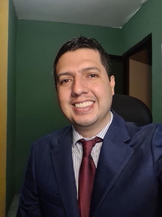 Alvaro González