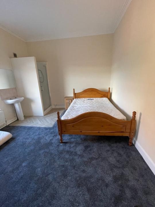 There's En-suite..........
