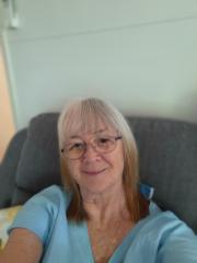 Robyn Guest