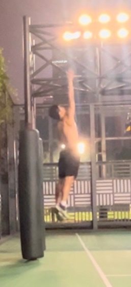 Yimo Zhu
