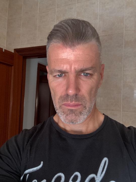 Raúl Mora